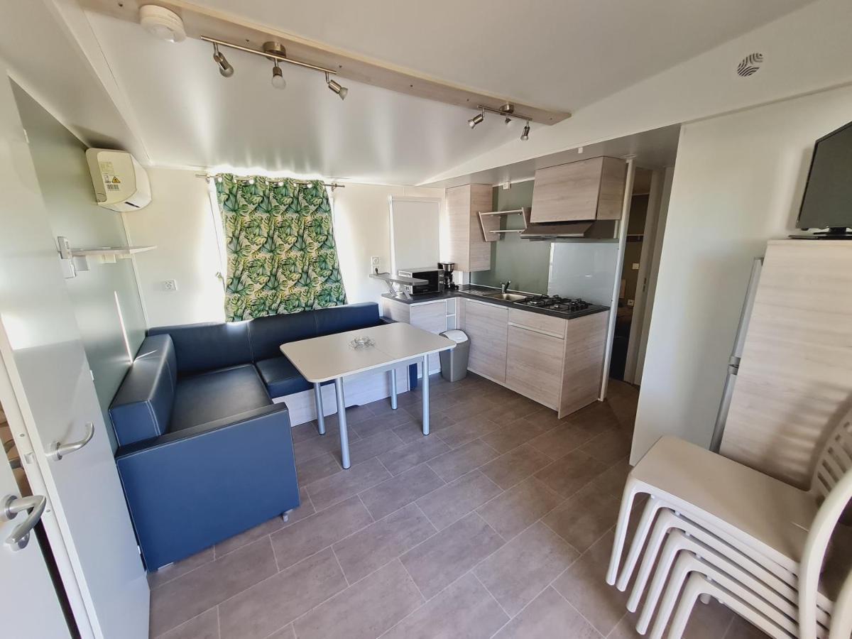 Camping Lou Cantaire Hotel Fayence Exterior photo